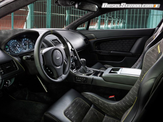 Aston Martin V8 Vantage N430 2015 Picture #9 Aston Martin V8 Vantage N430 2015 Picture #9